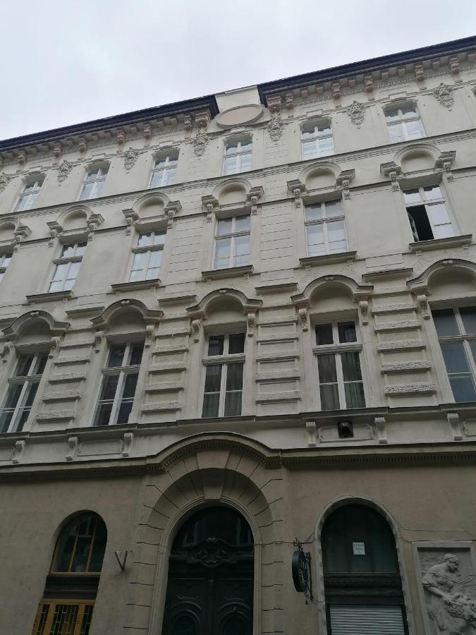 Erkel Rooftop Suites Budapeste Exterior foto